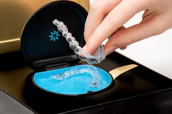 how-treatment-works-invisalign